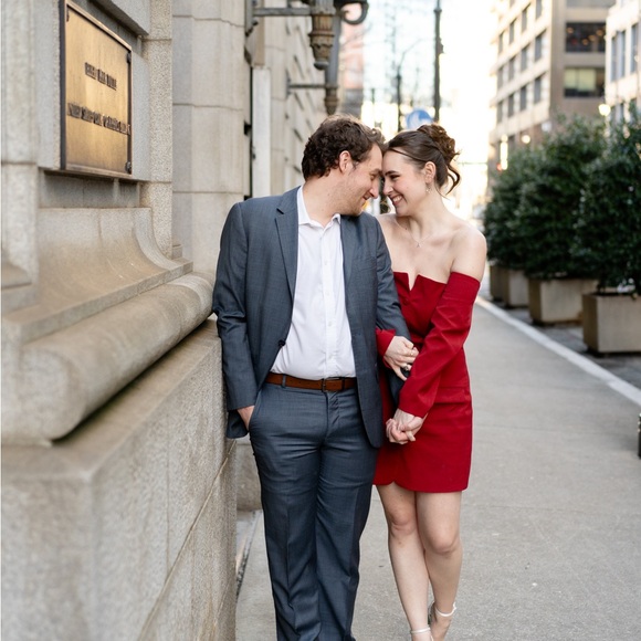 Abercrombie & Fitch Red Off-Shoulder Midi Dress - Picture 6 of 7